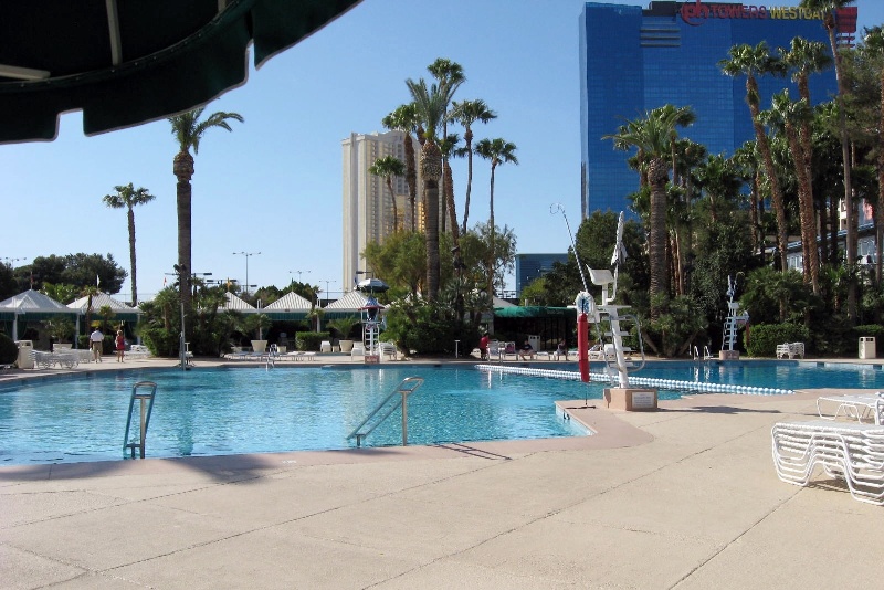 Ballys Las Vegas Pool