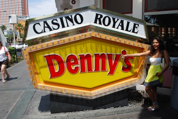 Denny's at Casino Royale, Las Vegas - Restaurant Information