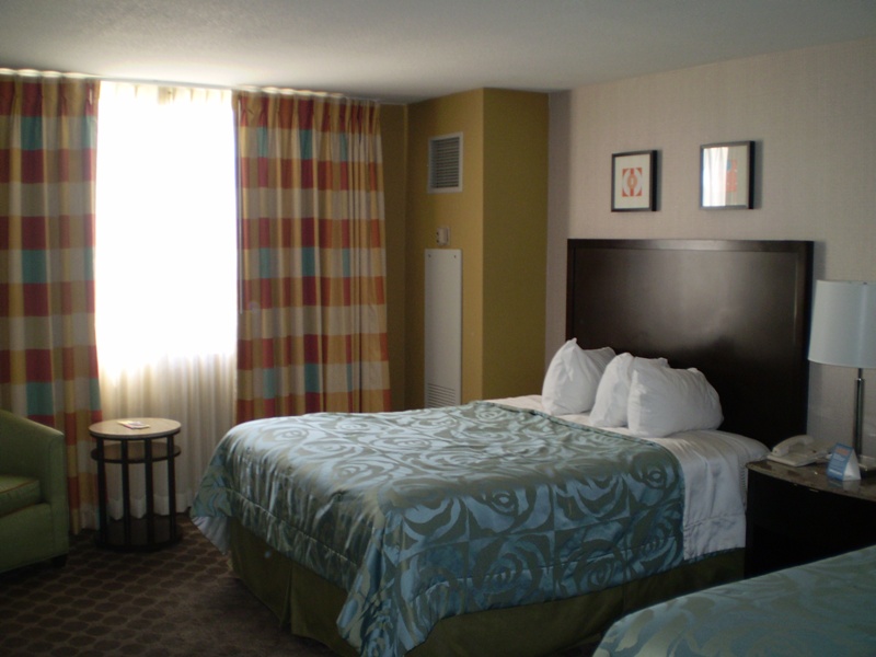 Circus Circus Las Vegas - West Tower King Room Review
